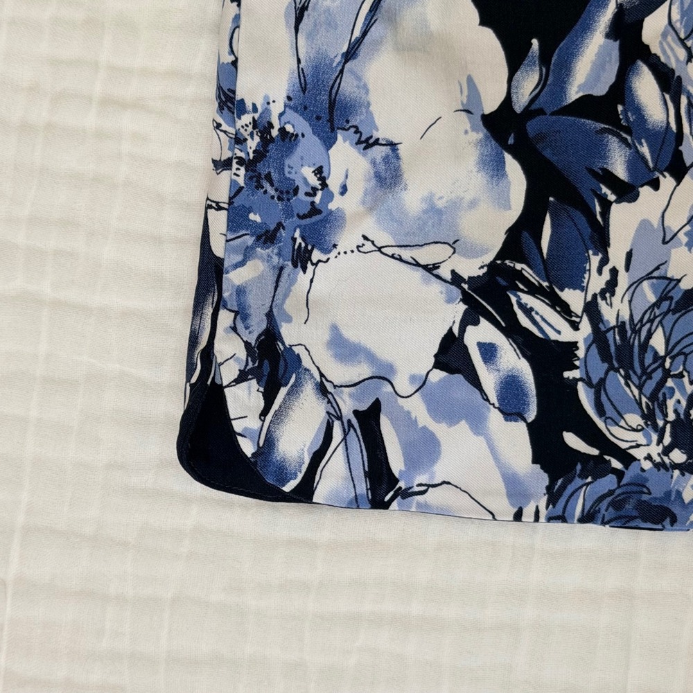 SC & CO Skort Skirt Pull On Medium Blue White Floral Pickleball Golf Athleisure - Picture 8 of 11